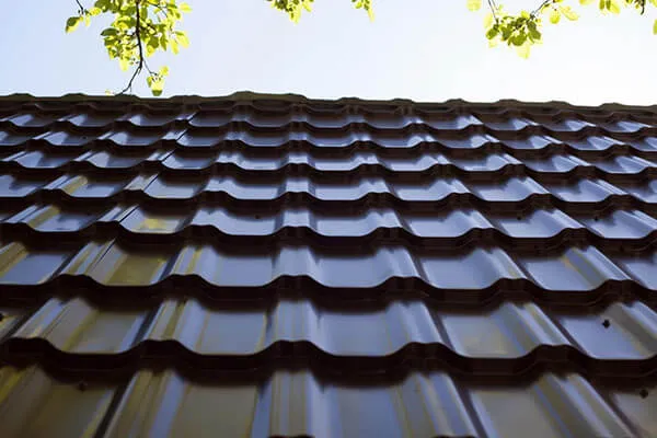 Металлочерепица "Квинта Уно" ("Kvinta Uno") 0,5 Rooftop Бархат RR 32 темно-коричневый